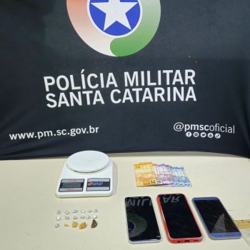 Polícia Militar prende suspeito de tráfico de drogas em Balneário Rincão