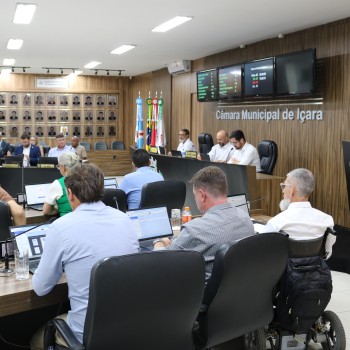 Vereadores de Içara realizam primeira sessão ordinária do ano