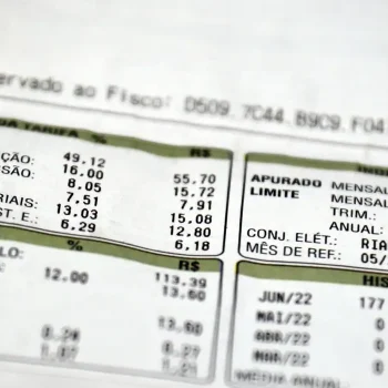 Fevereiro seguirá com bandeira tarifária verde na conta de luz