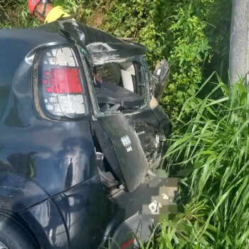 Saída de pista é registrada em Urussanga e condutora é encaminhada ao hospital