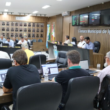 Projetos de lei aprovados nesta semana pelo Legislativo içarense