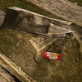 Princípio de incêndio atinge tenda durante casamento em Orleans