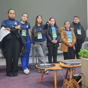 Vereadores Mirins de Balneário Rincão participam de Conferencia Regional