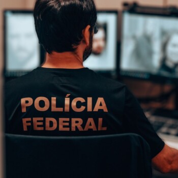 PF prende em flagrante investigado por crimes cibernéticos contra crianças em Criciúma