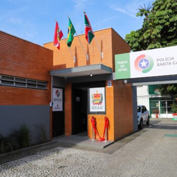 Entregue novo posto da Polícia Militar na Praça Nereu Ramos
