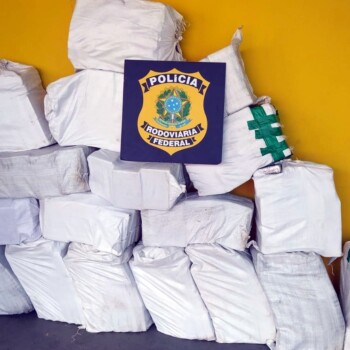 PRF apreende quase meia tonelada de cocaína na BR-101 em Joinville