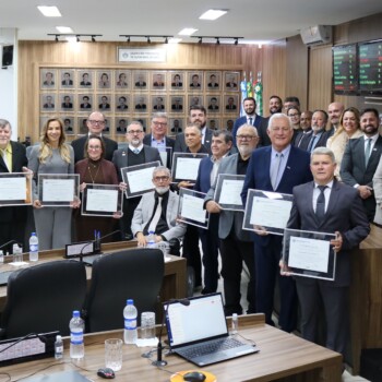 Câmara Municipal homenageia os 30 anos da Associação Empresarial de Içara