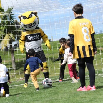 Domingo de treinamento e integração com as famílias no CT do Tigre