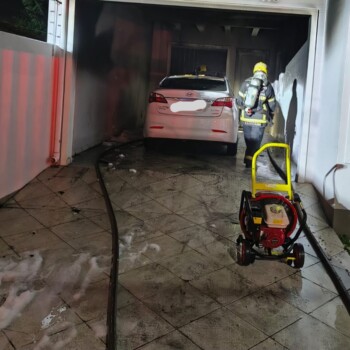 Incêndio em HB20 mobiliza bombeiros durante a madrugada em Tubarão