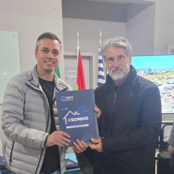 Regularização Urbana: Moradores do Núcleo Maria Albertina recebem escrituras definitivas em Balneário Rincão