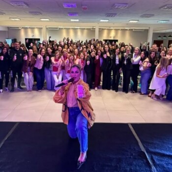 Day Titon compartilha estratégias de crescimento da Baly em palestra em Içara