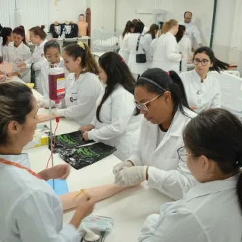 Unibave abrirá Curso Técnico em Enfermagem gratuito em parceria com o Governo do Estado