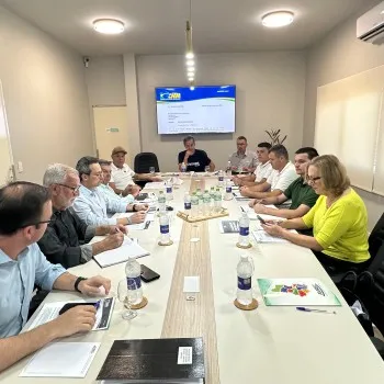 Prefeitos da Amrec definem prioridades regionais para 2026