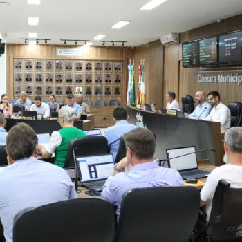Vereadores aprovam projetos de lei visando segurança e qualidade de vida da população