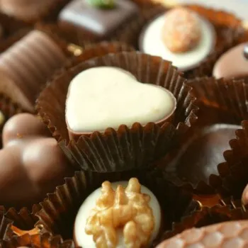 Para completar a Páscoa, comércio de Içara premia consumidores