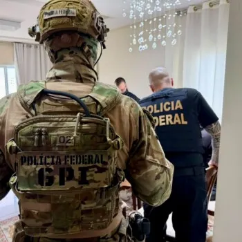 Polícia Federal investiga esquema de extração ilegal de madeira em Santa Catarina
